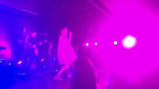 Mended. Vera Blue (live)