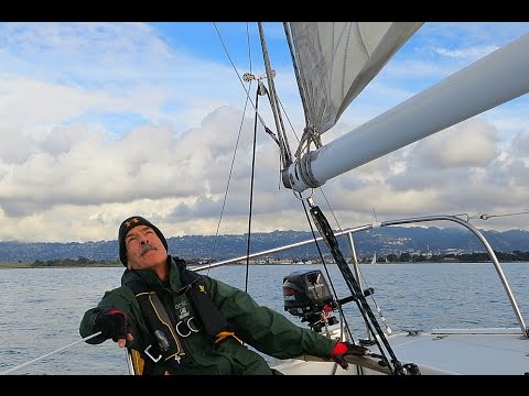Sailing Basics - Three Mainsail Trim Tips for Better Performance