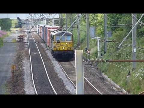 4M74 = 86627 & 86628 Freightliner.