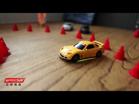 RC машинка BMW E30 Mini Drift 1:43 дрифт авто на пульте 4WD до 15 км ч для детей и взрослых - фото 1 - id-p2972732165