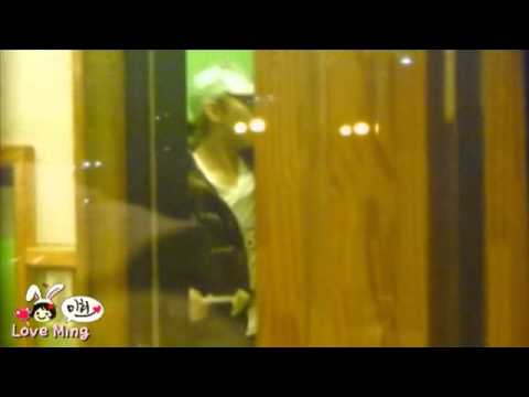 111207_08 Sukira Sungmin DJ___eating