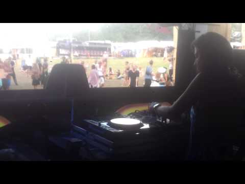 Djane Aliye @ Holographic Universe Festival 2015 - Zyce, Zen Mechanics, - Star Dust, Puppetmaster