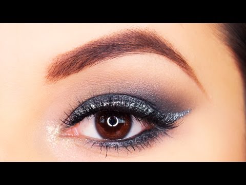 Ojos ahumados para noche de fiesta I Look para año nuevo