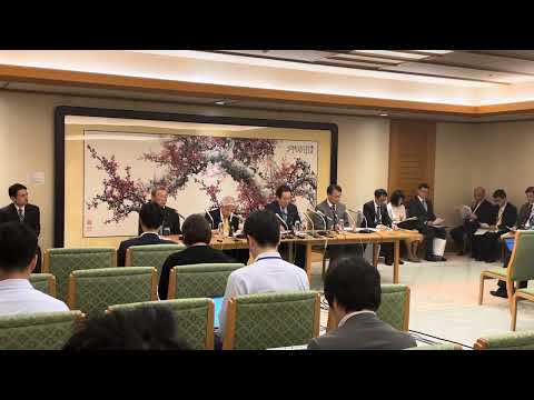 天皇の退位等に関する皇室典範特例法案に対する附帯決議に基づく政府における検討結果の報告を受けた立法府の対応に関する各政党・各会派からの個別の意見聴取後の記者会見 20240807