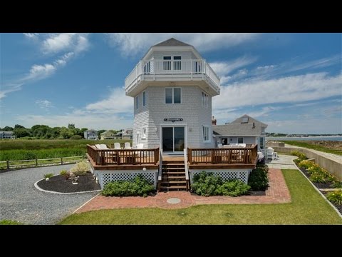 Landmark Waterfront Paradise in Scituate, Massachusetts