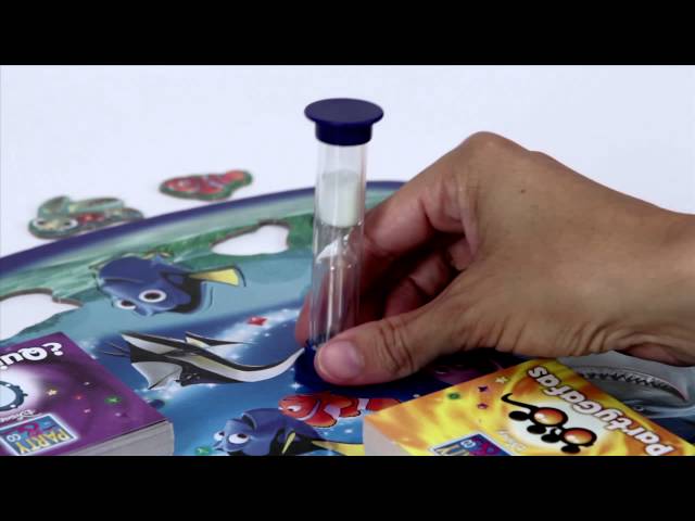 Vídeo relacionado con Party & Co Disney, Juego de Mesa multioprueba para niños a Partir de 4 años