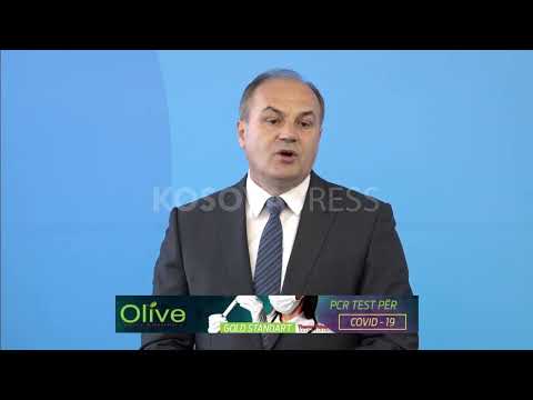 Enver Hoxhaj në konferencë për media