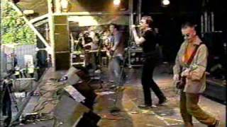 The Undertones - Teenage Kicks (Live 2003)
