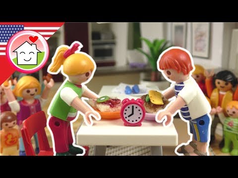 Playmobil English Girls Against Boys - The Hauser Family