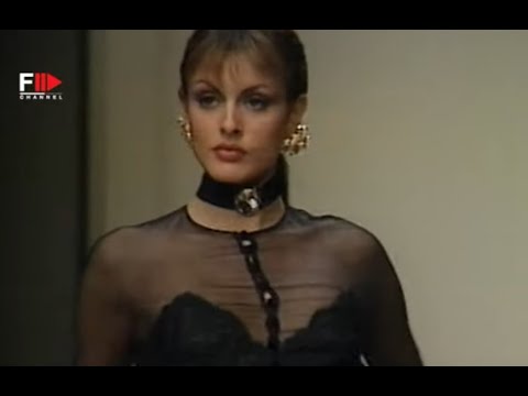 PIERRE BALMAIN Fall 1993 Paris - Fashion Channel