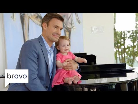 Flipping Out: a primeira sessão de fotos de Monroe (temporada 10, episódio 10) | Bravo