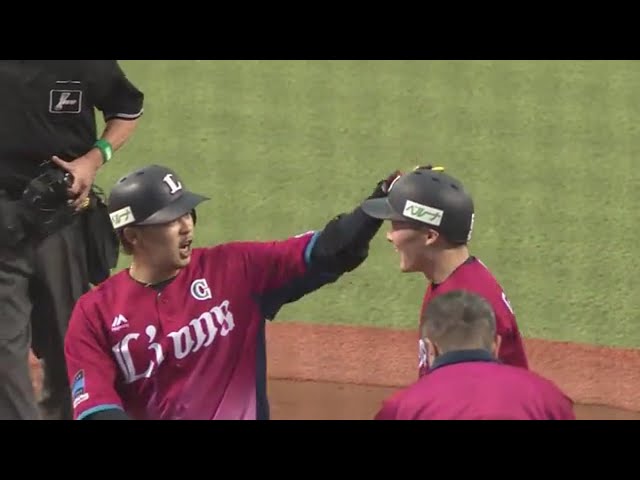 【1回裏】ライオンズ・浅村 頼れるキャプテンの先制2ランホームランで幕開け!! 2017/10/14 ローチケ CS パ 1st L-E