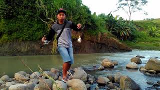preview picture of video 'Ultralight Fishing Kali Tinalah 2 | YZF Indonesia'
