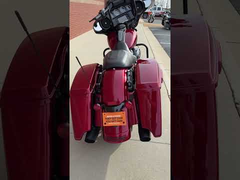 2018 Harley-Davidson® Street Glide® Special Red