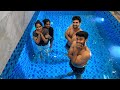 മുന്നാറിലെ തണുപ്പിൽ Poolൽ ചാടി കിളി പോയ�
