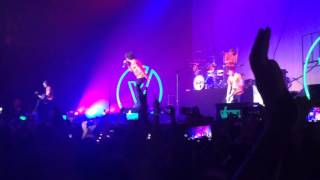 The Vamps - Windmills live at the HMH in Amsterdam (23-4-2016)