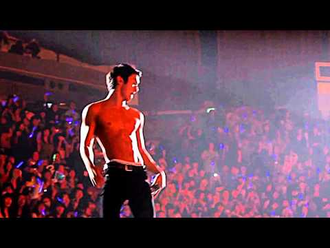 [Fancam] Siwon 5 Second Topless  At Super Show 3 Singapore