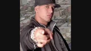 controlando el area by Daddy Yankee ft. Bounty Killa