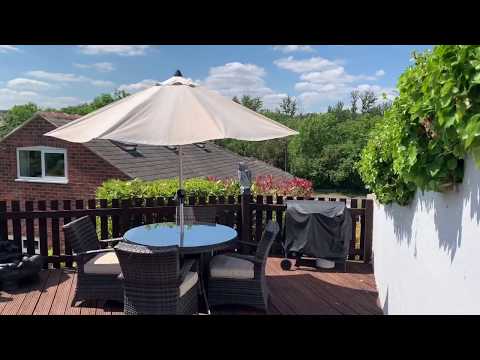 Denby Dale Road, Wakefield - Virtual Tour