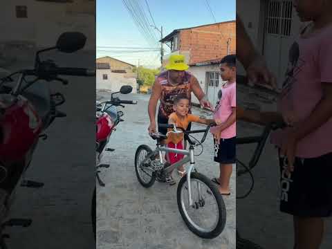 Oxente quem deixou essas bicicletas #viralshort #shortvideos #shorts