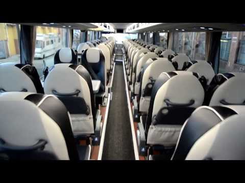 Overviews of luxury 70 seater coaches passeger bus