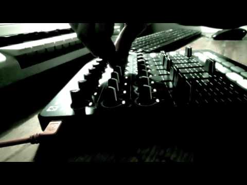 PhOniAndFlOrE - Let's Go (Distort LP) /// Live Mix