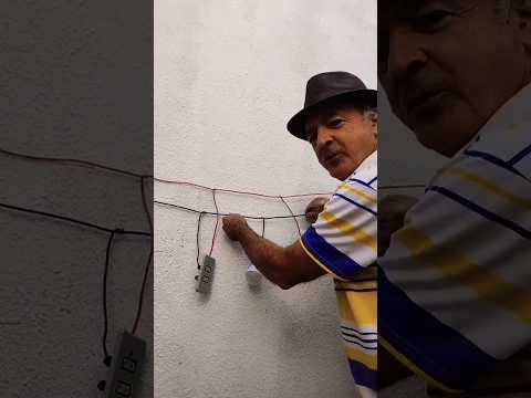 Como instalar uma tomada e uma lâmpada