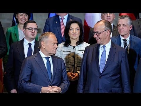 Tusk in Berlin: Droht Europa ein Sicherheits-Loch an der Ostflanke?