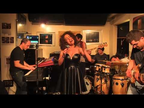 Süperlove_ZWE_02042106_Teil2, Farina Miss