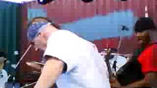 Infectious Grooves - these freaks are here to party (Live)