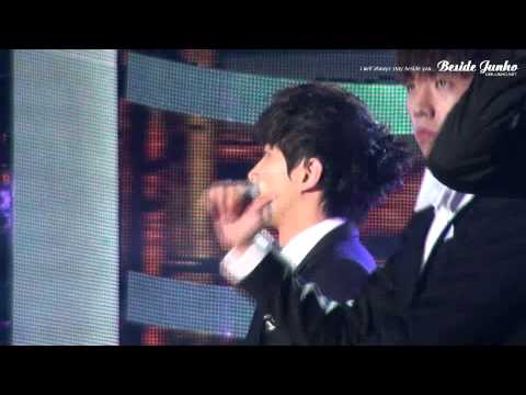 [FANCAM] 111231 JUNHO MBC Gayo Daejun - Hands Up (Cut)