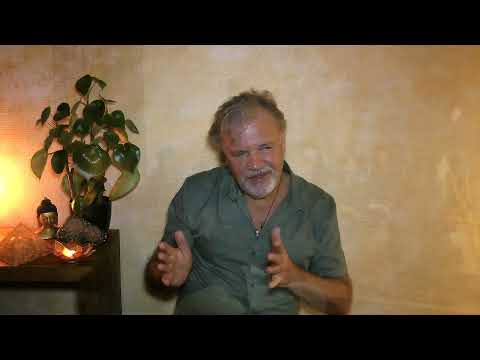 Manik "Die Befreiung der Dunkelheit 1/2 - Glücklich sein ist der Weg"  Satsang-Auszug