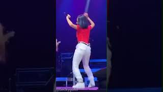 Download lagu Becky G 4 😏✊🏻🔥🤤🤤🍑🍑 mp3