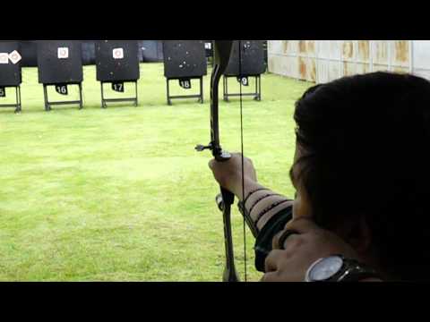 Archer's Paradox in Slow Motion