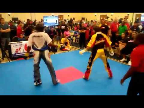 Kevin Walker vs Manuel Araujo