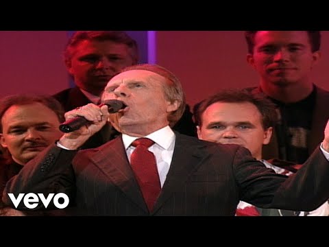 Bill & Gloria Gaither - Sheltered in the Arms of God [Live] ft. James Blackwood