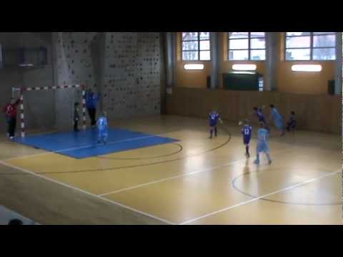 1.TJ PRAGA PRAHA - SLOVAN KUNRATICE   3:0  (Halový turnaj Modřany,26.2.2012)