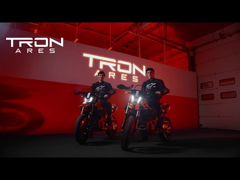 TRON: Ares x Ducati - Entra en la Red con Francesco Bagnaia y Marc Márquez