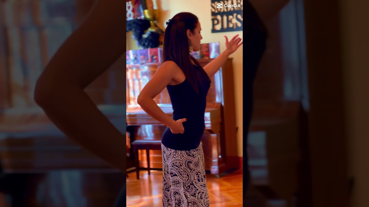 Video thumbnail for ONLINE group LESSONS Oscar Mandagaran Georgina Vargas #tangodebuenosaires #tangolessons #tangodance