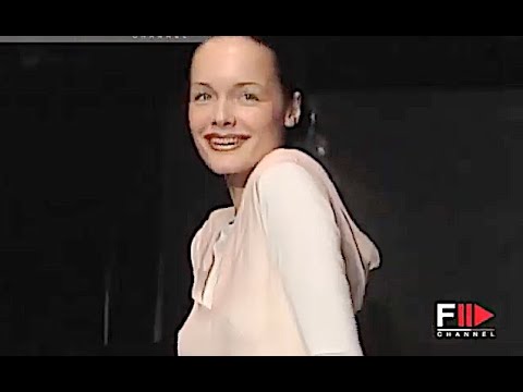 RED OR DEAD Spring 1999 London - Fashion Channel