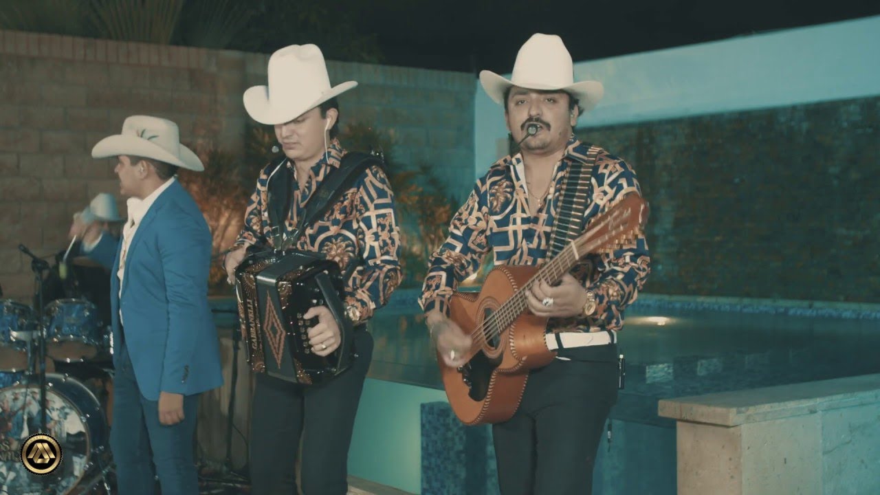 Los Dos Carnales & Los Dos de Tamaulipas - Nave 727 (Video Musical)