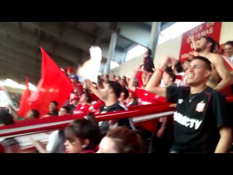 "HINCHADA DE ESTUDIANTES EN LANUS 2-0 y festejo vs Los Andes - Copa Argentina" Barra: Los Leales &bull; Club: Estudiantes de La Plata &bull; País: Argentina