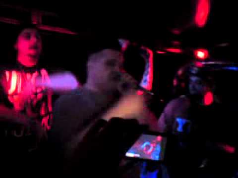 Hip-Hop is Back - Mops - Niech ktoś mi ku**a powie