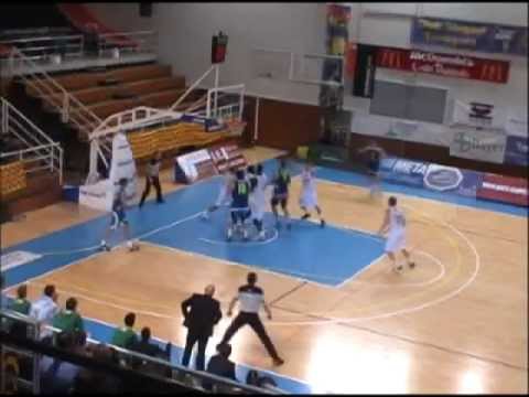 Andreas Schreiber Basketball Highlights 1 (CB Tarragona)