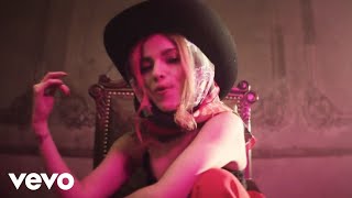 Mariposas Lyrics English Translation