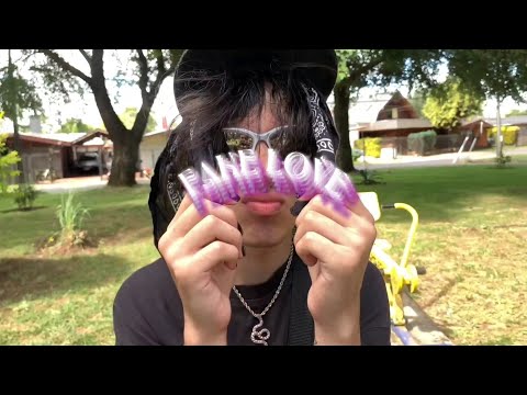 Video thumbnail for Fake Love