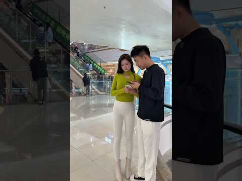 只要闺蜜配合好，没有男人得不到！ #funny #娱乐评论大赏 #搞笑 #美女搞笑 #搞笑视频