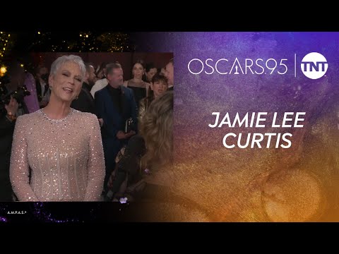 Jamie lee Curtis en la Alfombra Champagne | Oscars ® 2023