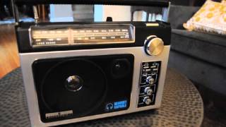 1980's General Electric Super Radio II (MINT!)