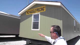 preview picture of video 'Palm Harbor Ft Worth has No Haggle Pricing on Singlewide Manufactured Homes!'